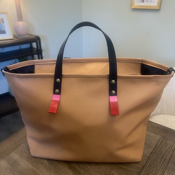 Butterscotch Bobbi by Parker Thatch - Picture 6 of 16